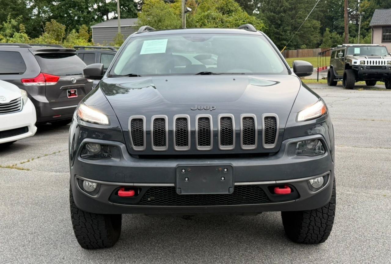 Used 2016 Jeep Cherokee Trailhawk w/ Comfort/Convenience Group AWD/4WD image 3