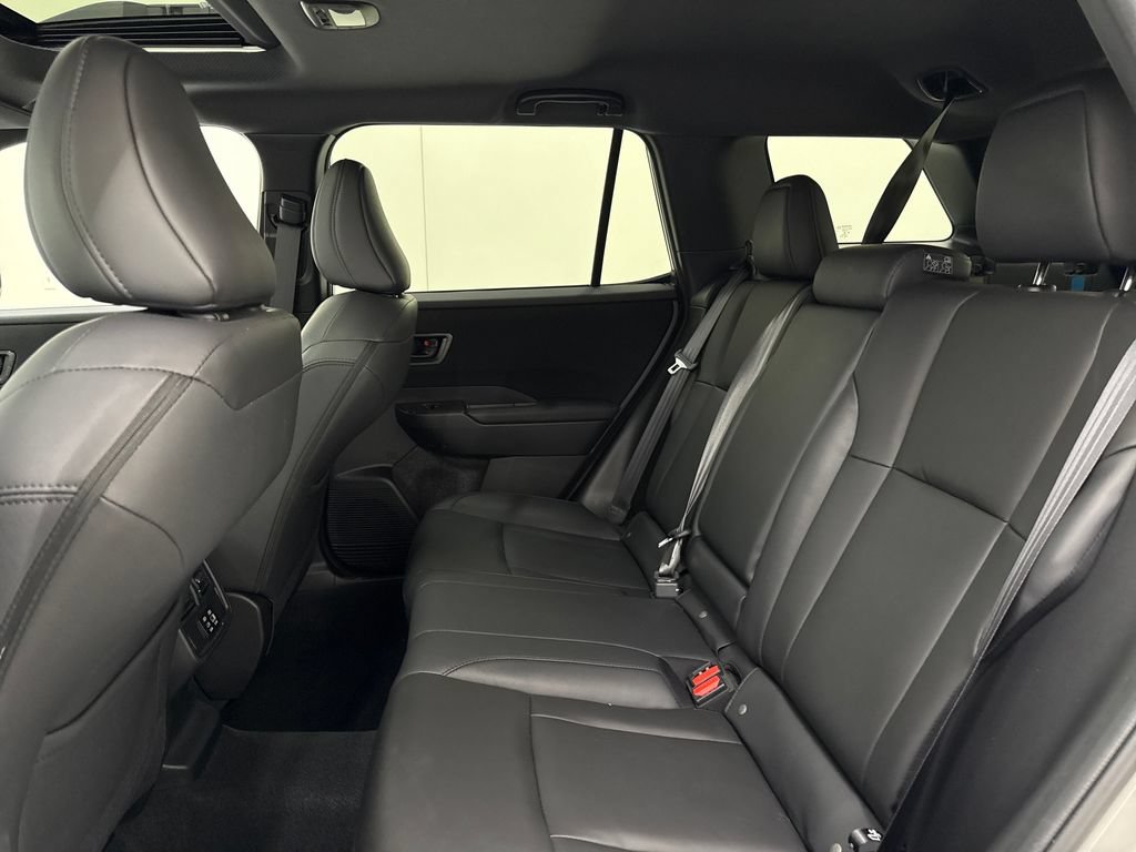 Used 2026 Subaru Outback Premium AWD/4WD image 27