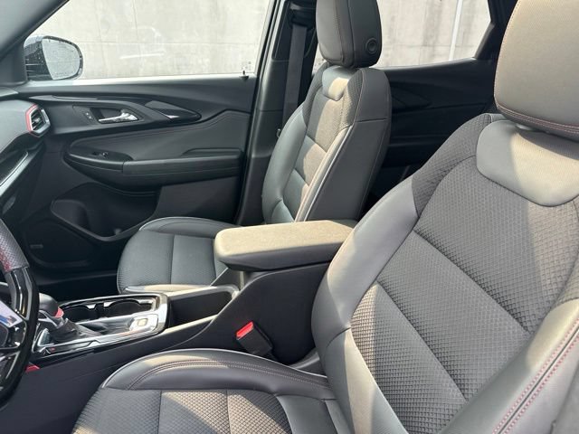 Used 2023 Chevrolet TrailBlazer RS w/ Sun and Liftgate Package AWD/4WD image 15