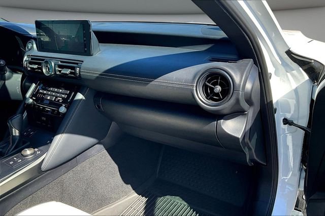Used 2023 Lexus IS 500 image 25
