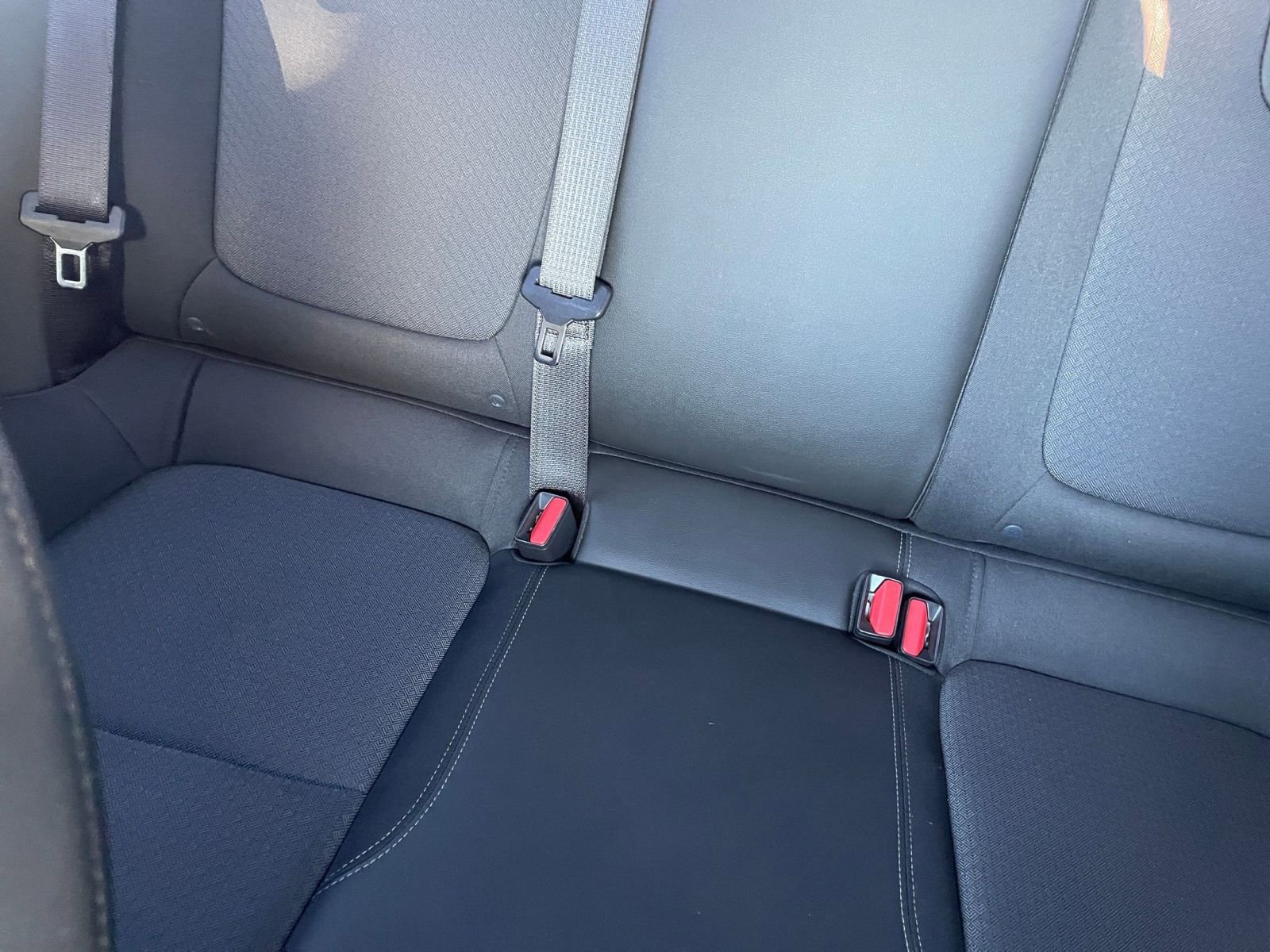 Used 2025 Buick Encore GX Preferred image 37