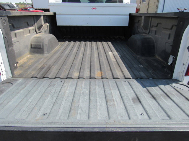 Used 2022 Chevrolet Silverado 1500 W/T w/ WT Value Package AWD/4WD image 17
