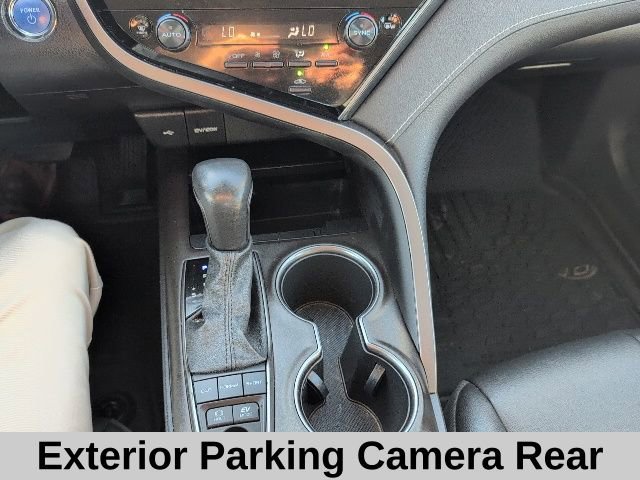 Used 2023 Toyota Camry SE image 6