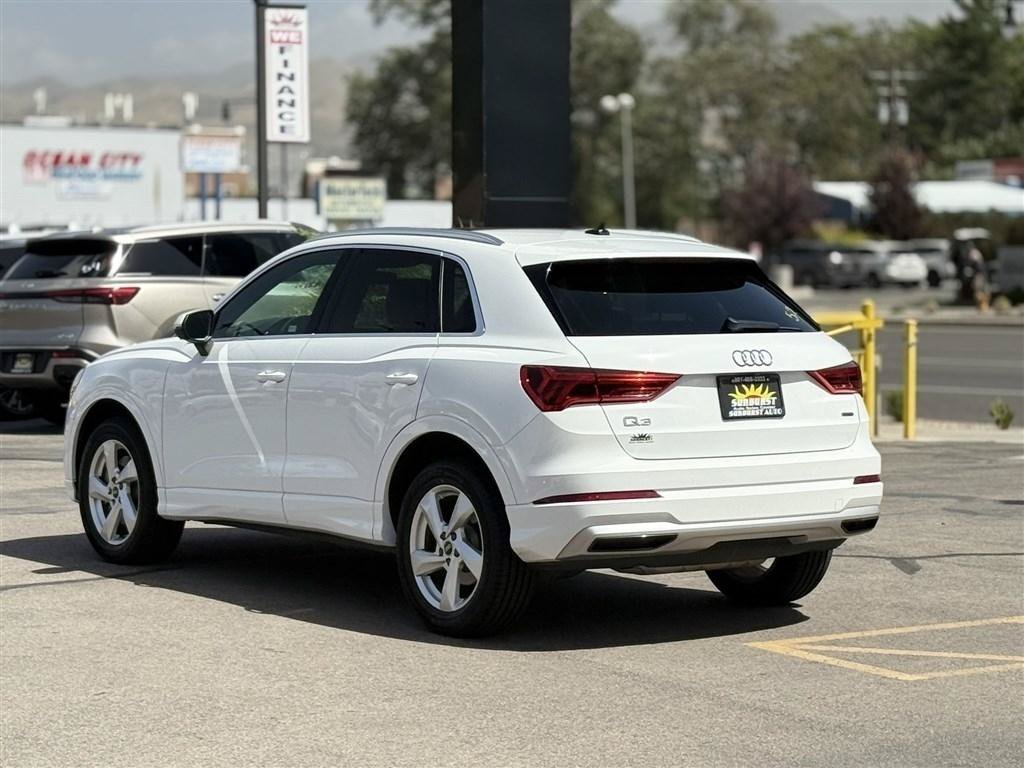 Used 2021 Audi Q3 2.0T Premium AWD/4WD image 5