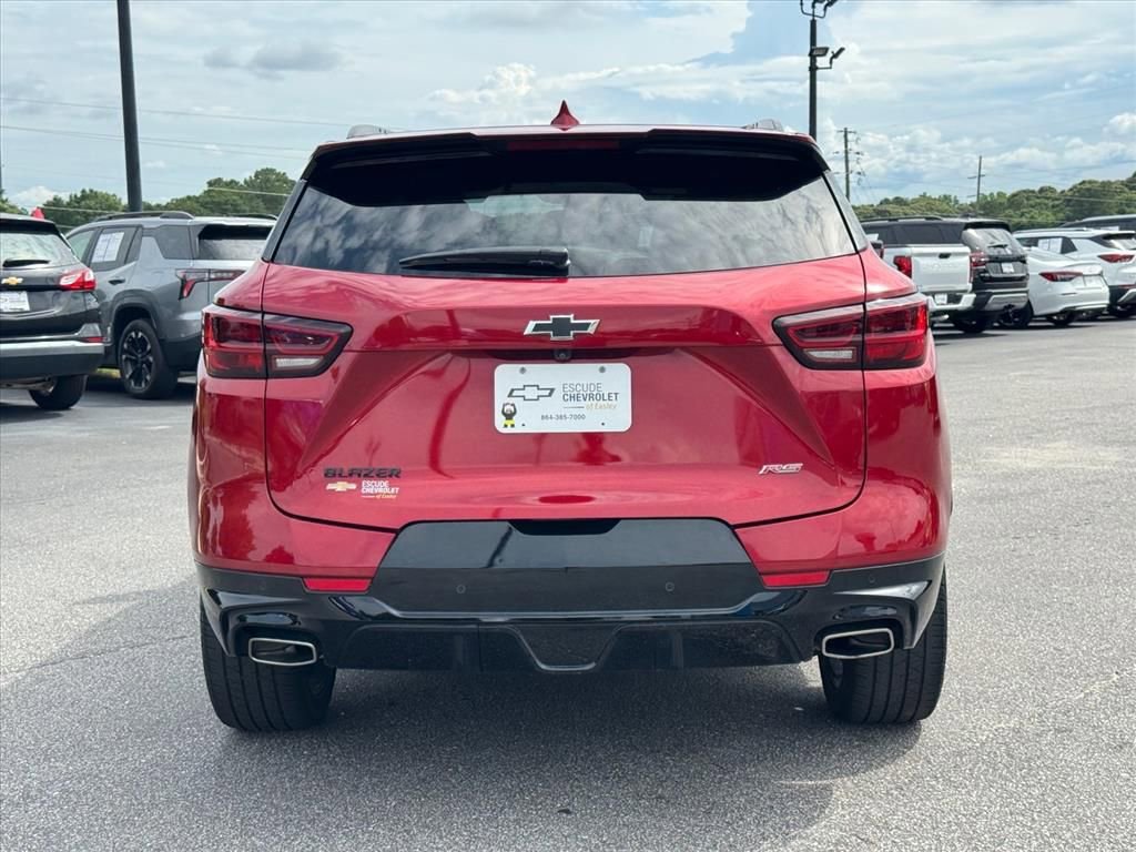 Used 2024 Chevrolet Blazer RS FWD image 4
