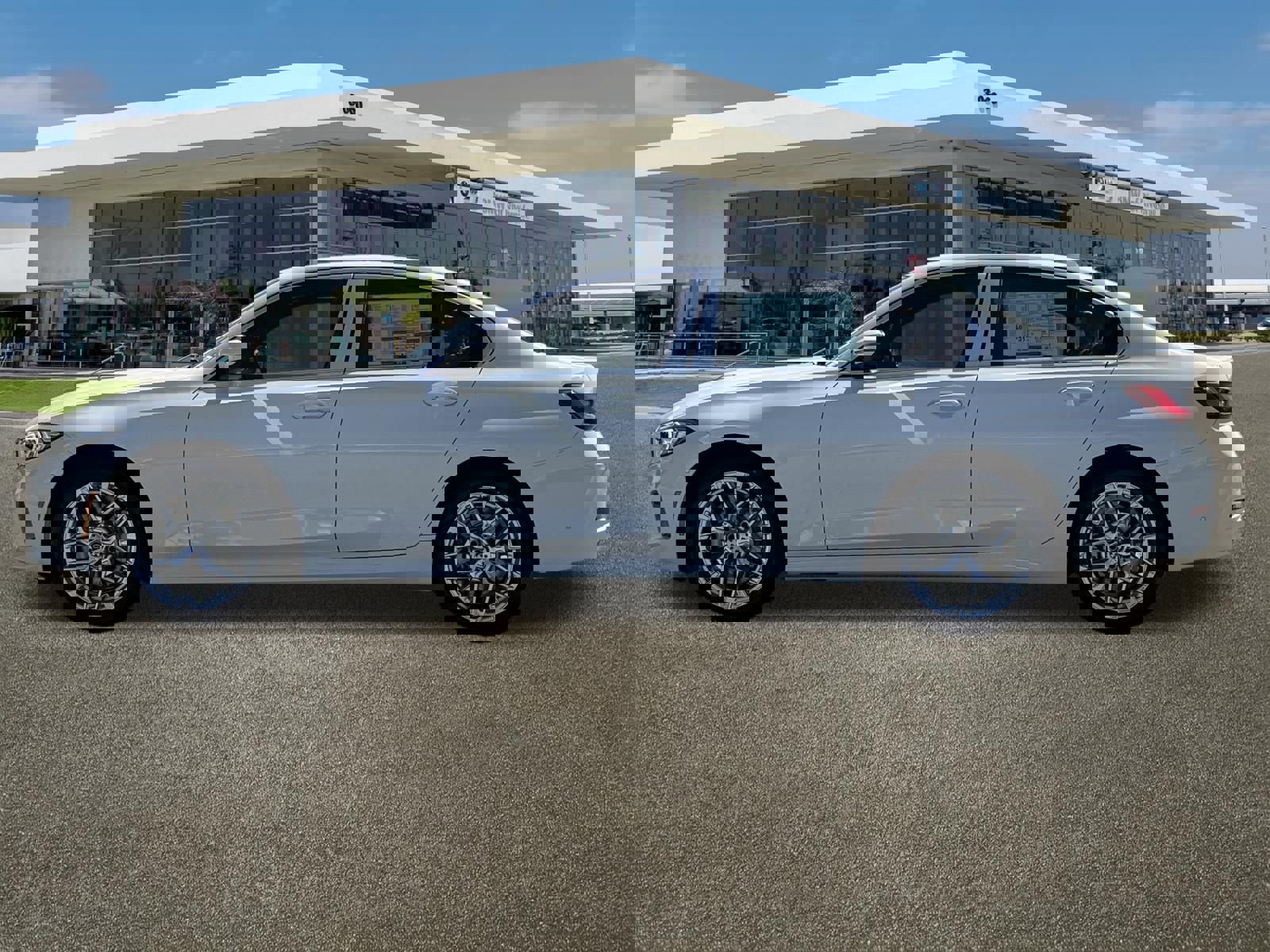 New 2026 BMW 330i Sedan image 6