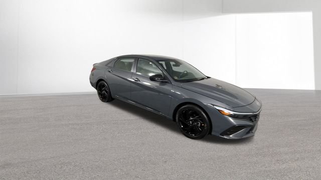 New 2026 Hyundai Elantra Sport w/ Cargo Package image 2