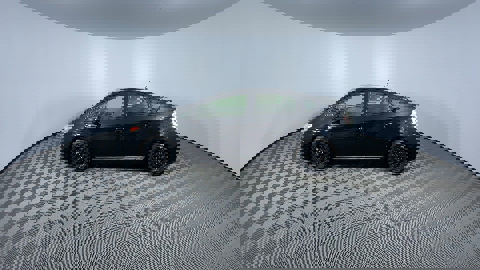 Used 2015 Toyota Prius Two image 6