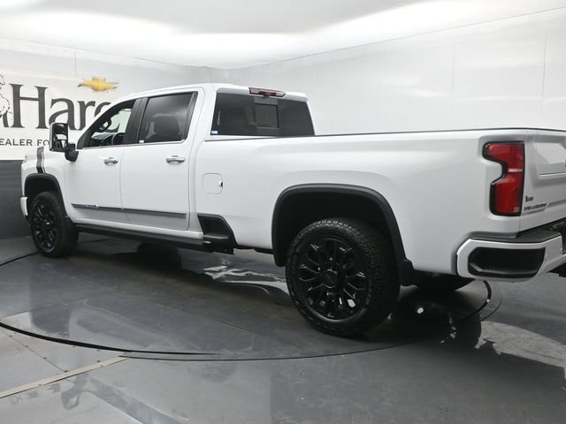 Used 2025 Chevrolet Silverado 2500 High Country w/ High Country Premium Package AWD/4WD image 33