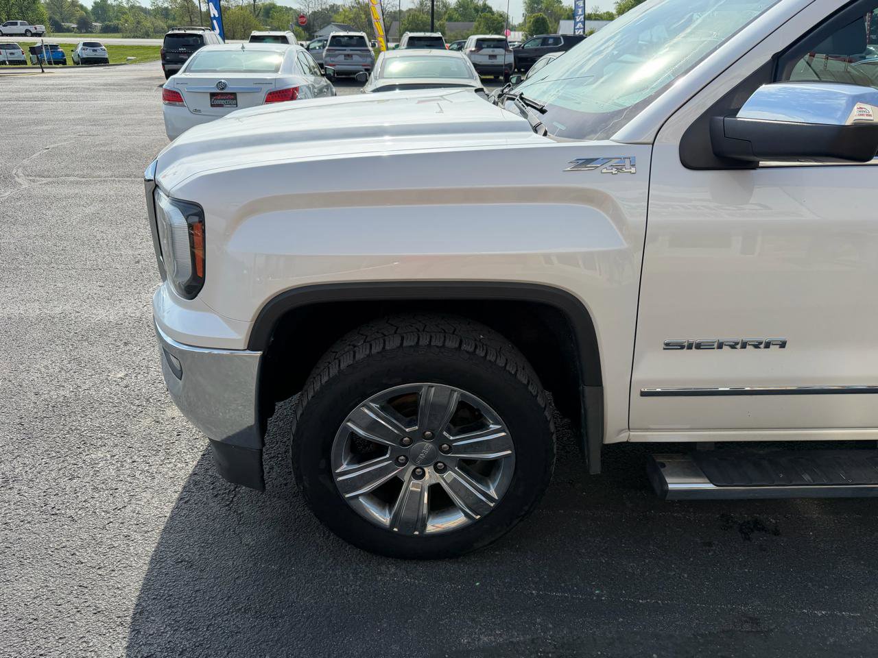 Used 2018 GMC Sierra 1500 SLT AWD/4WD image 11