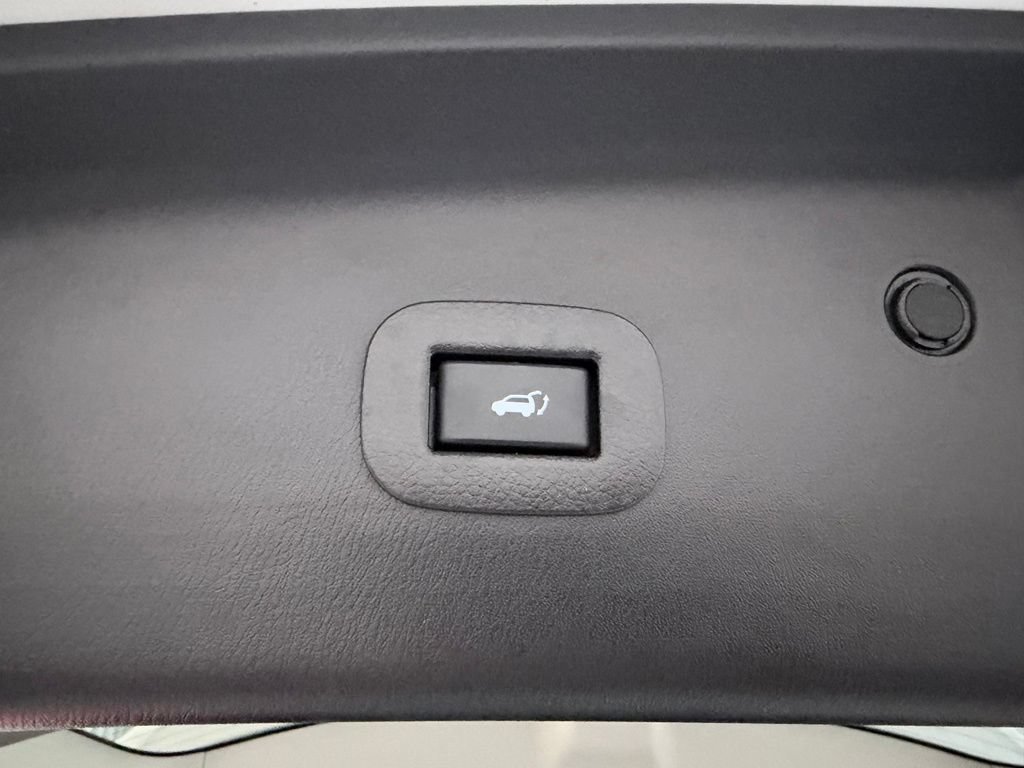 Certified 2023 INFINITI QX80 Premium Select w/ All-Season Package RWD image 32