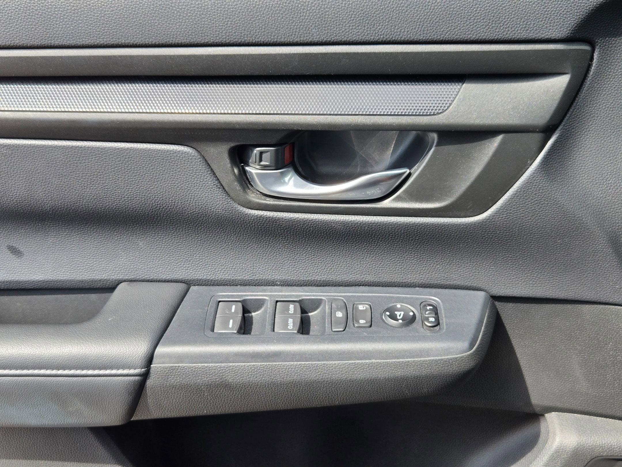 Used 2024 Honda CR-V EX image 11
