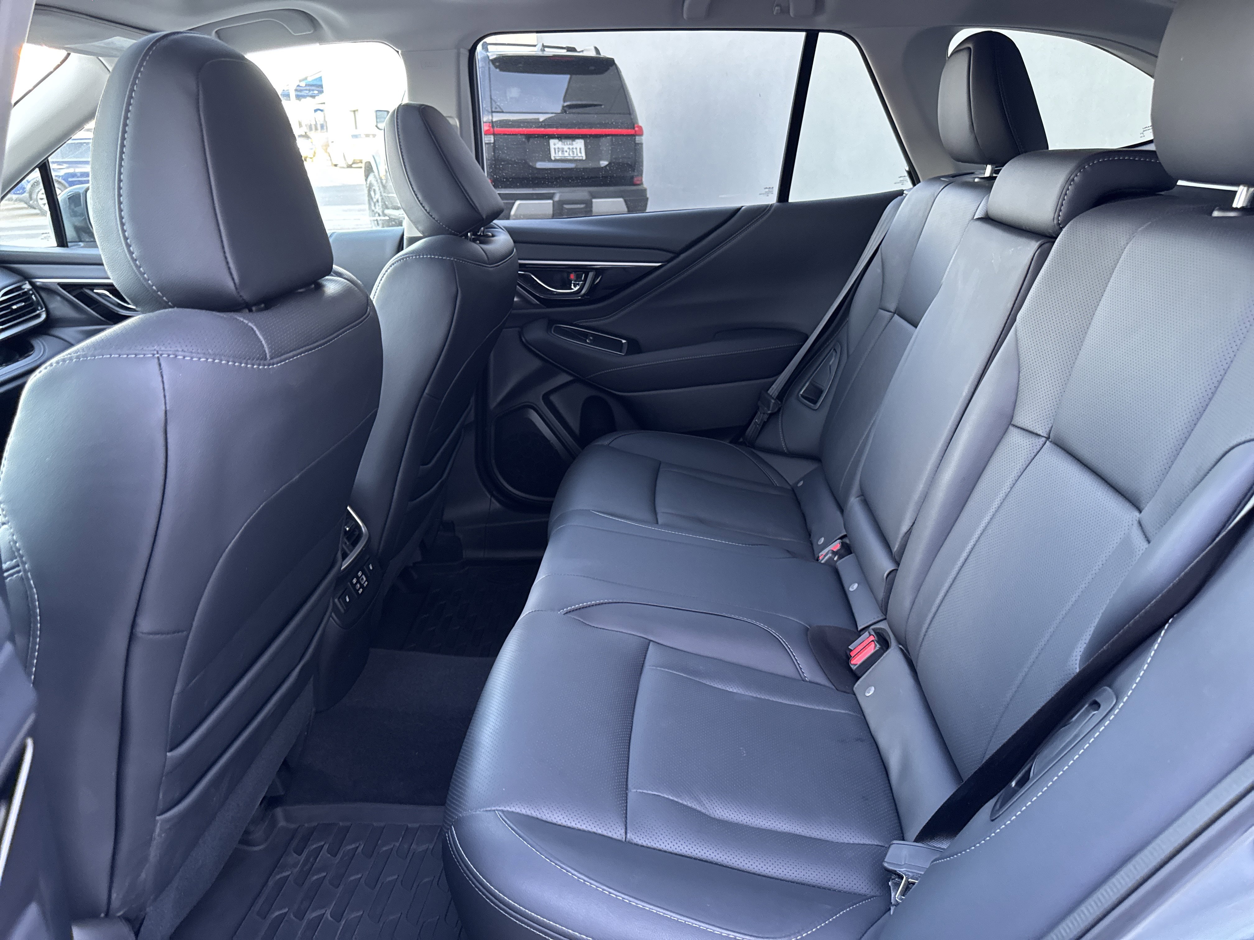 Used 2025 Subaru Outback Touring XT image 29