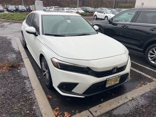 Used 2023 Honda Civic Touring image 3