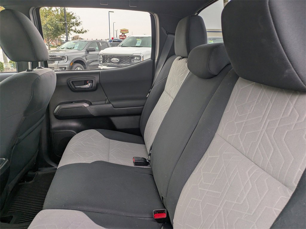 Used 2023 Toyota Tacoma TRD Sport image 14