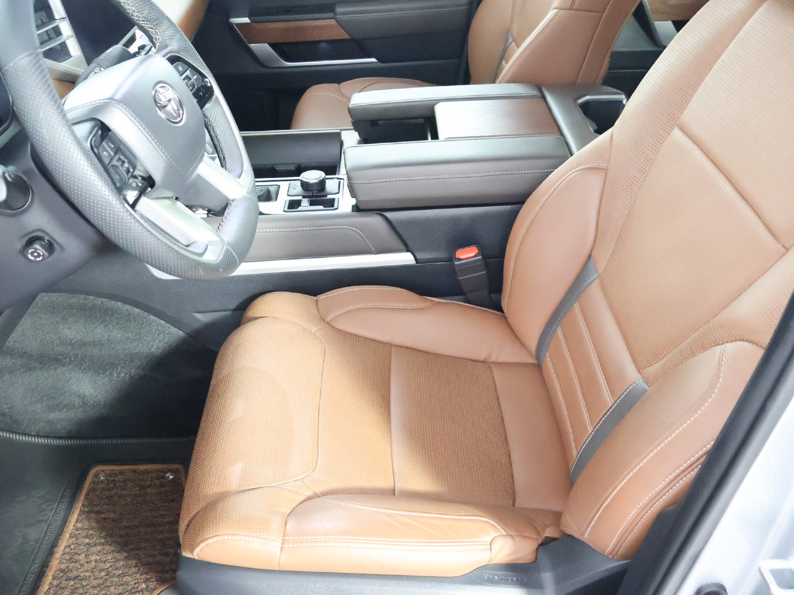 Used 2025 Toyota Tundra 1794 Edition AWD/4WD image 27