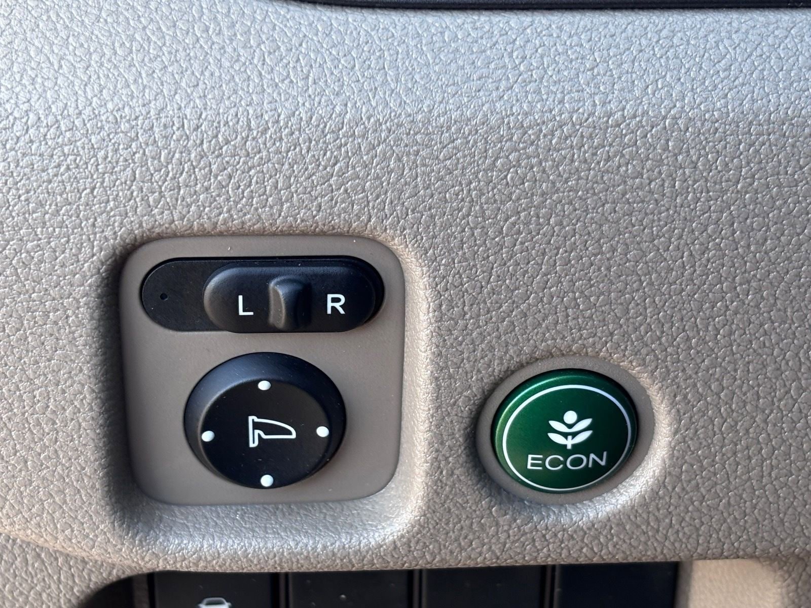 Used 2016 Honda Pilot EX-L image 22