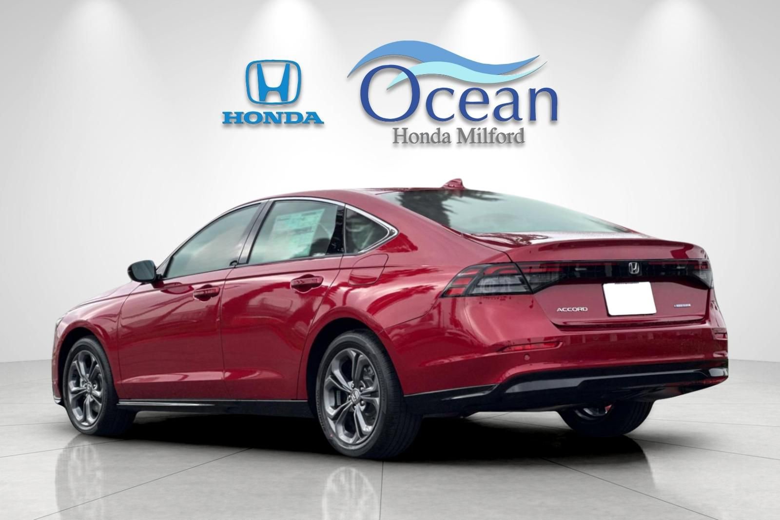 New 2026 Honda Accord EX-L image 3