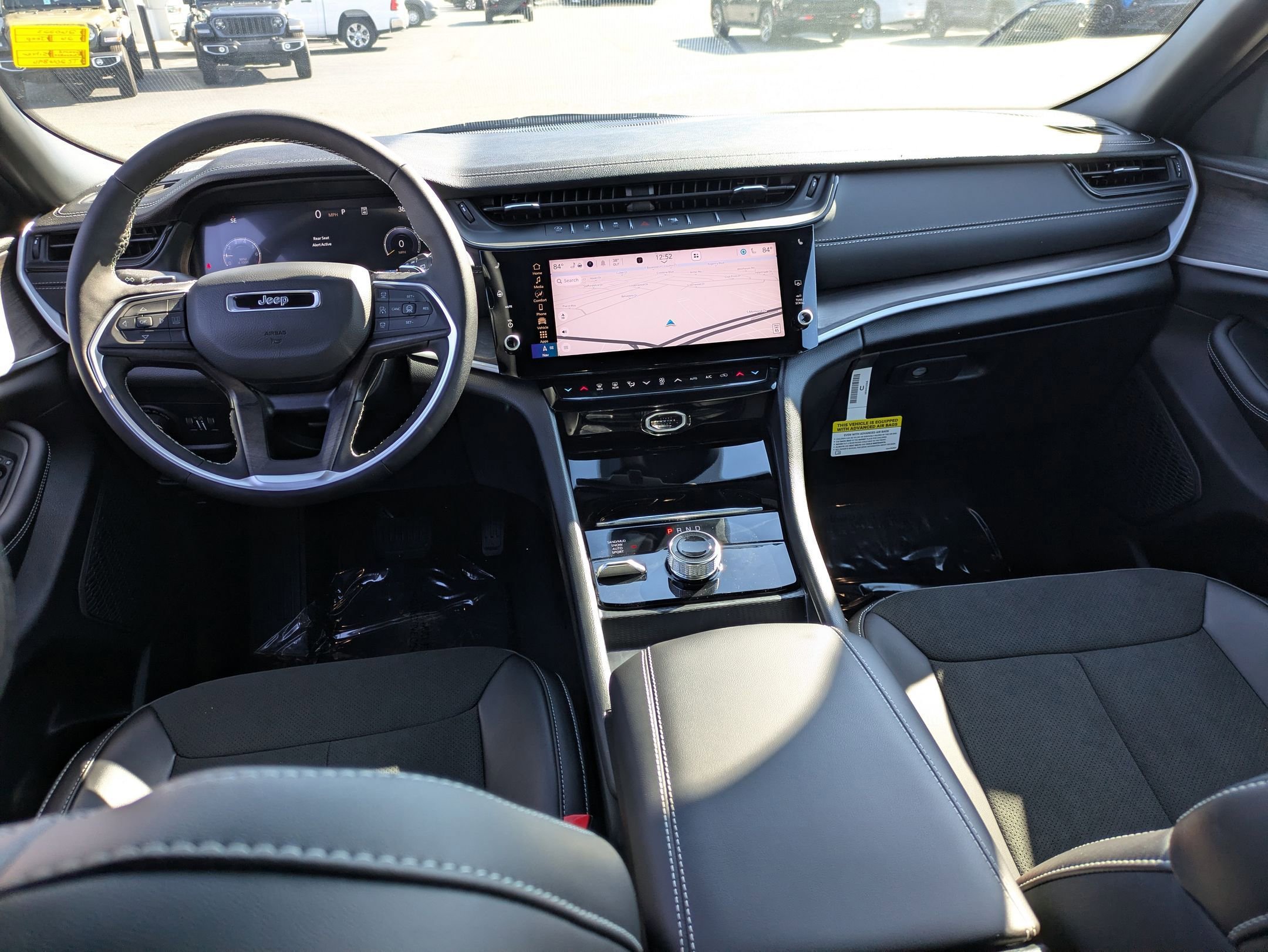 New 2026 Jeep Grand Cherokee Altitude AWD/4WD image 22