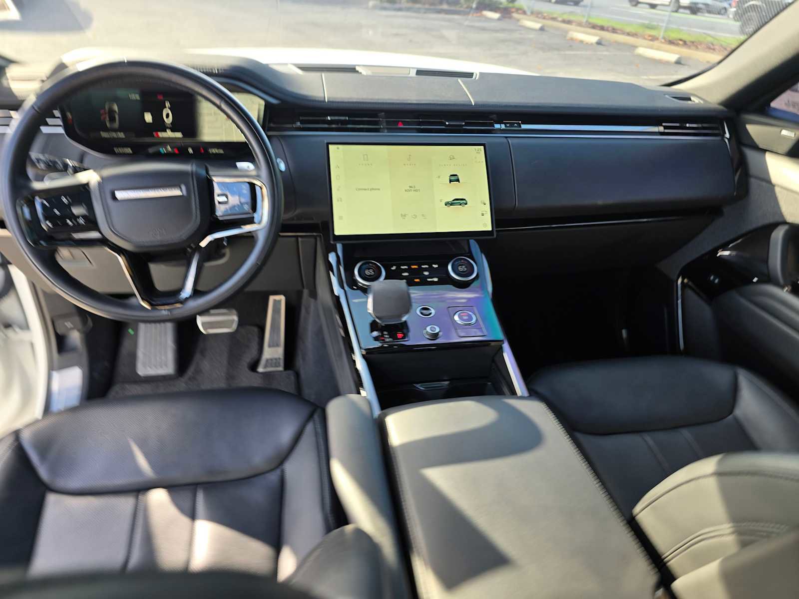 Used 2023 Land Rover Range Rover Sport SE Dynamic image 22