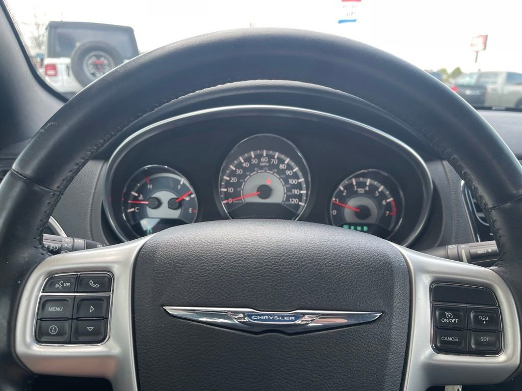 Used 2013 Chrysler 200 Limited w/ Sun/Sound Group image 15