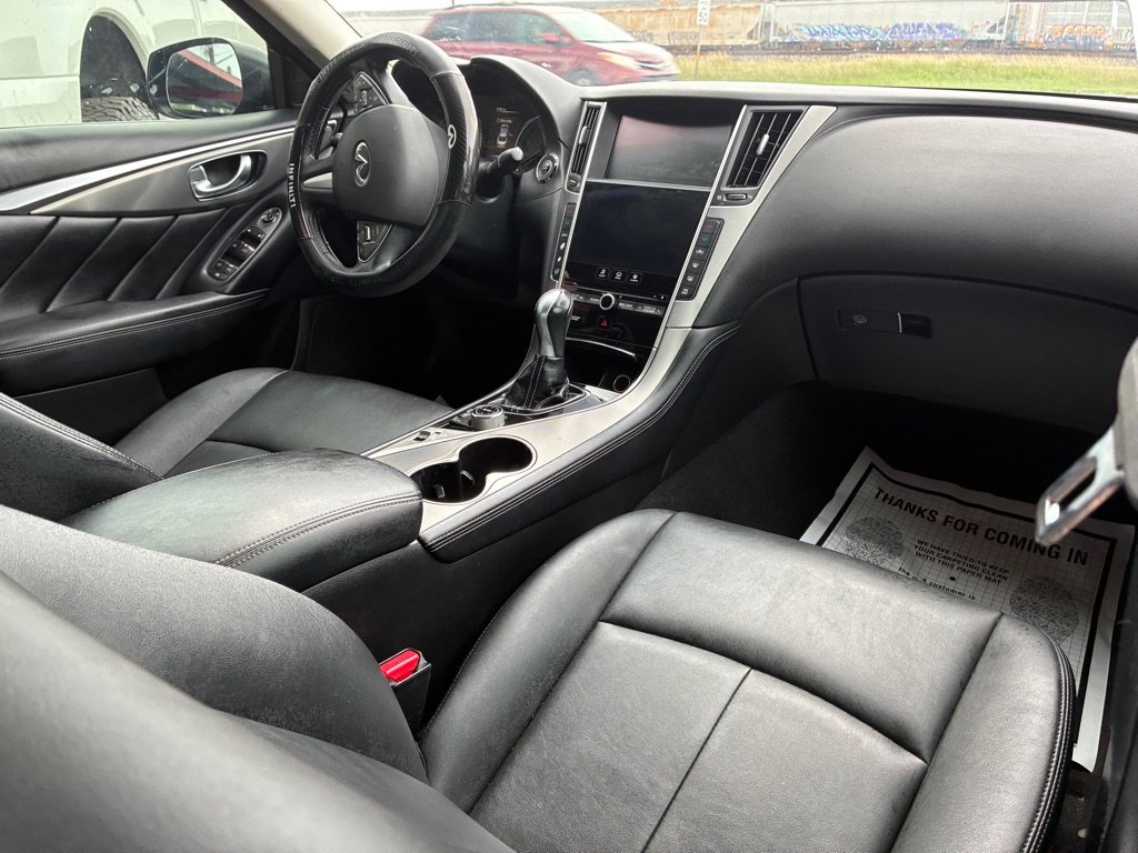 Used 2017 INFINITI Q50 2.0t RWD image 31