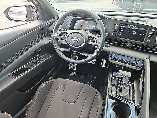 New 2026 Hyundai Elantra SEL Sport Premium FWD image 11