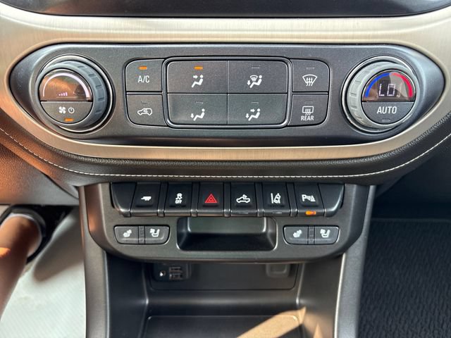 Used 2022 GMC Canyon Denali AWD/4WD image 16