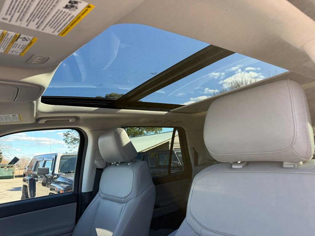 Certified 2025 Ford Expedition Max Active image 27