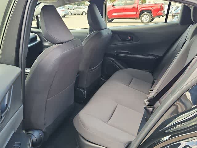 Used 2025 Toyota Prius LE FWD image 16