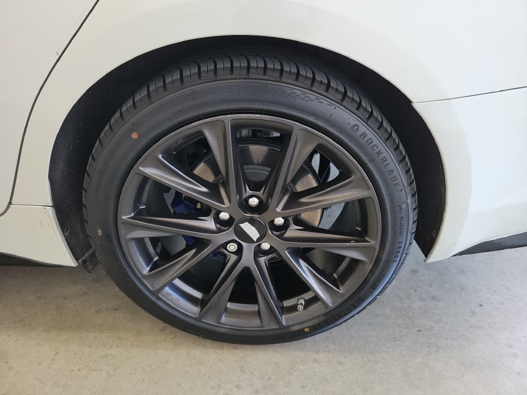 Used 2022 Cadillac CT5 V RWD image 11