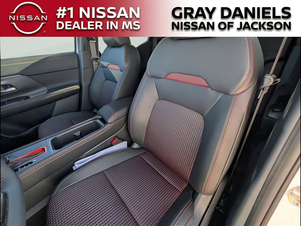 New 2026 Nissan Kicks SR w/ Cold Weather Package image 16