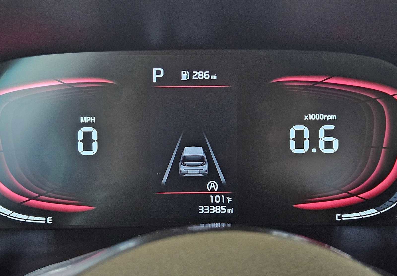 Certified 2025 Kia Soul LX w/ LX Technology Package FWD image 32