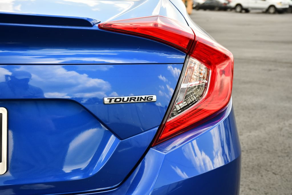 Used 2018 Honda Civic Touring image 33