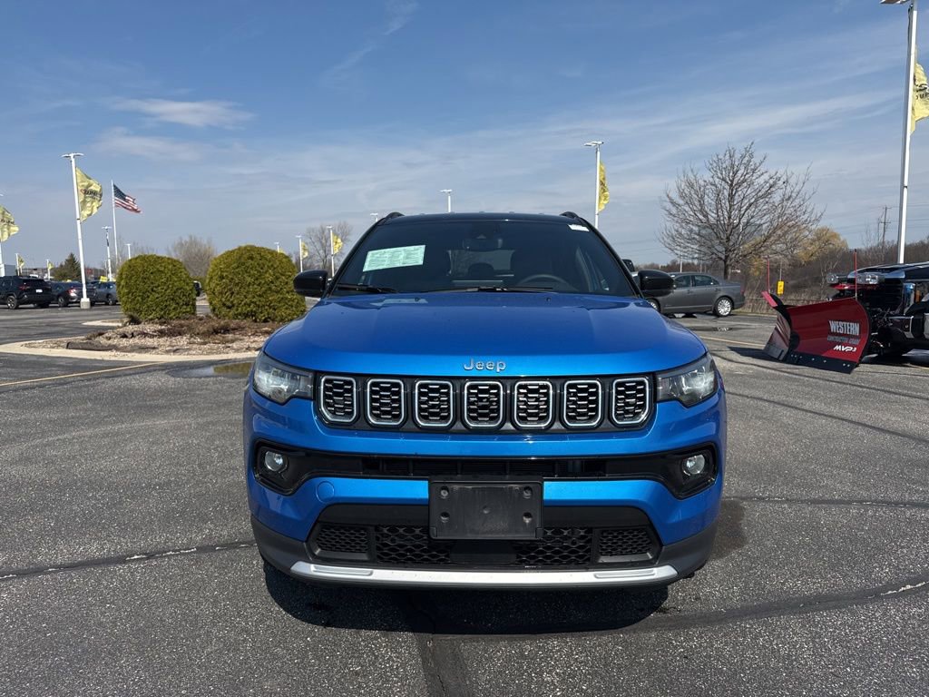 Used 2025 Jeep Compass Limited image 2