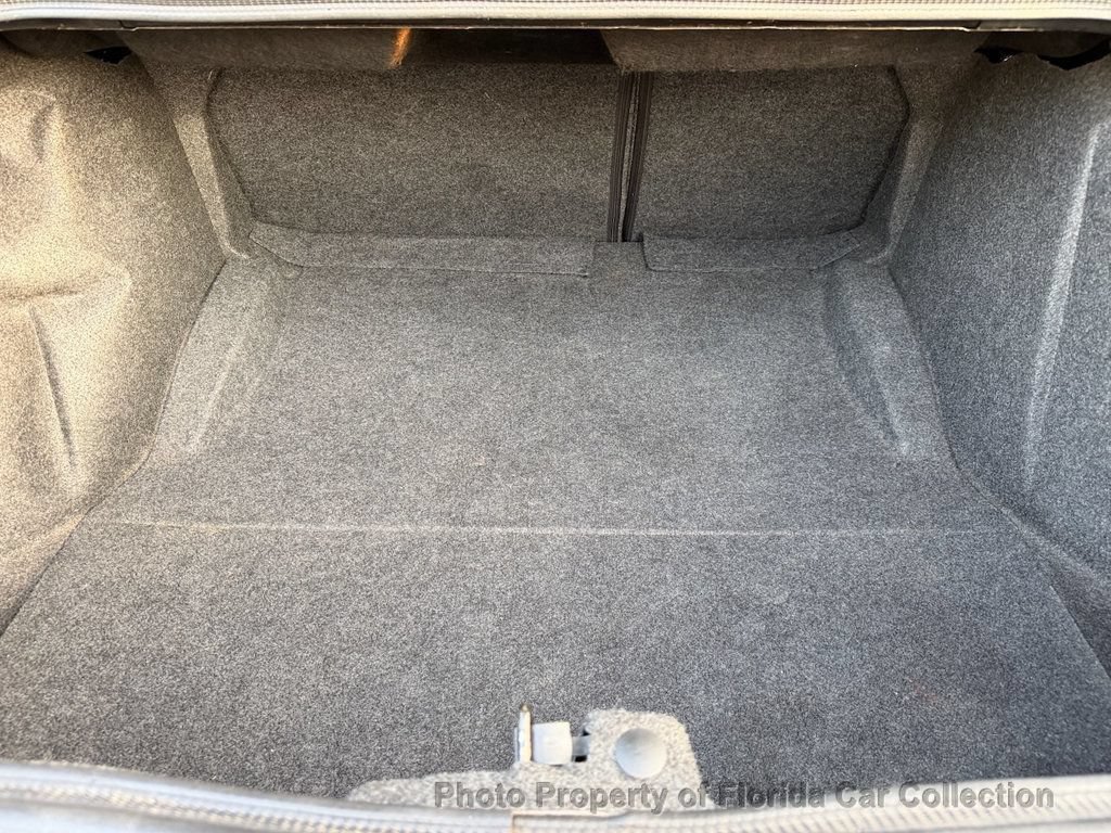 Used 2015 Dodge Challenger R/T Plus RWD image 42