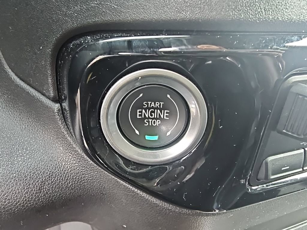 Used 2022 Chevrolet Silverado 1500 LT w/ All Star Edition Plus image 20