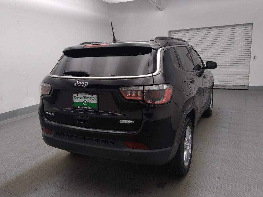 Used 2022 Jeep Compass Latitude w/ Sun and Sound Group AWD/4WD image 7
