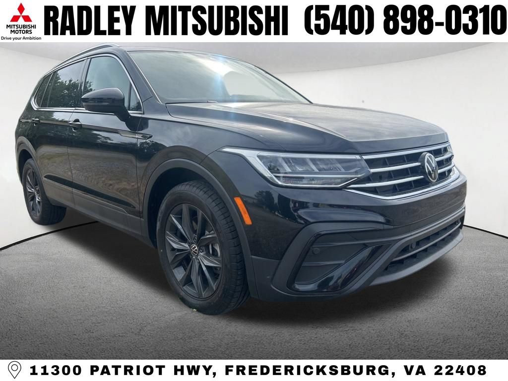 Used 2023 Volkswagen Tiguan SE w/ Panoramic Sunroof Package AWD/4WD image 4