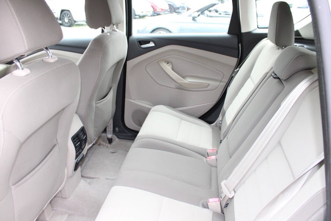 Used 2013 Ford C-MAX SE FWD image 18