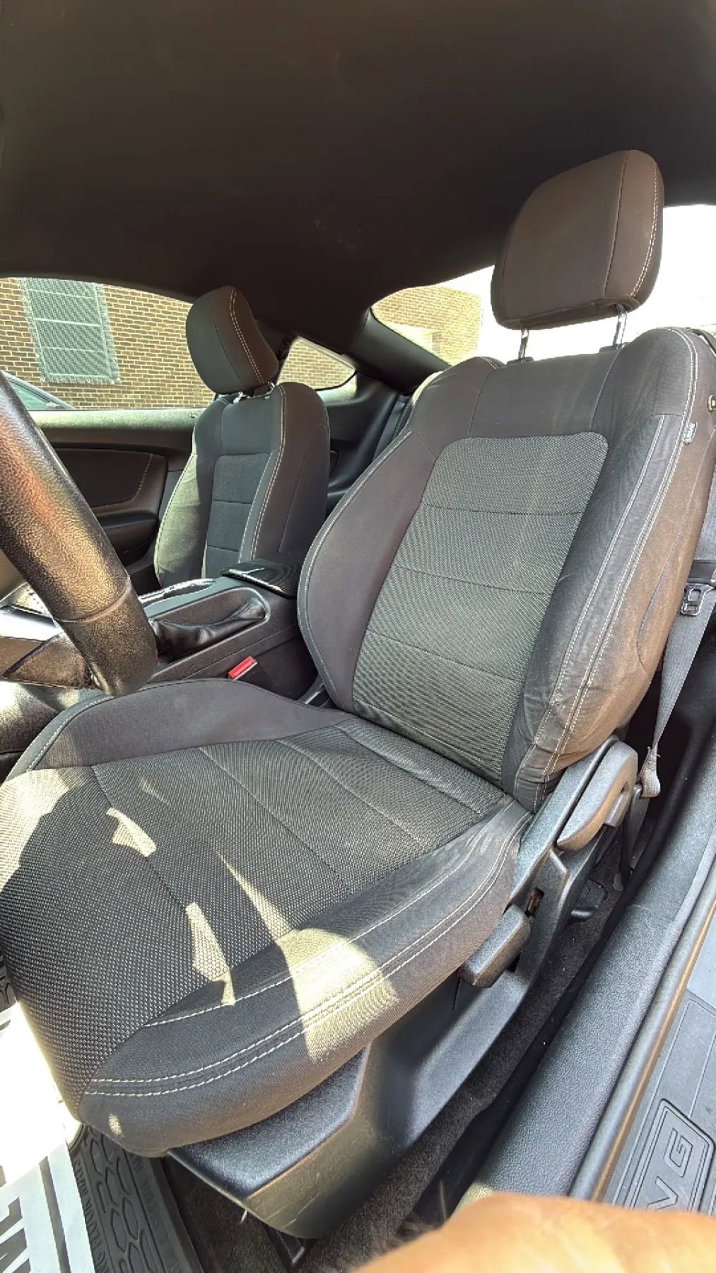 Used 2016 Ford Mustang Coupe RWD image 20