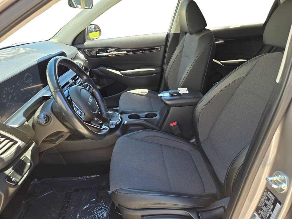 Certified 2024 Kia Seltos X-Line AWD/4WD image 18