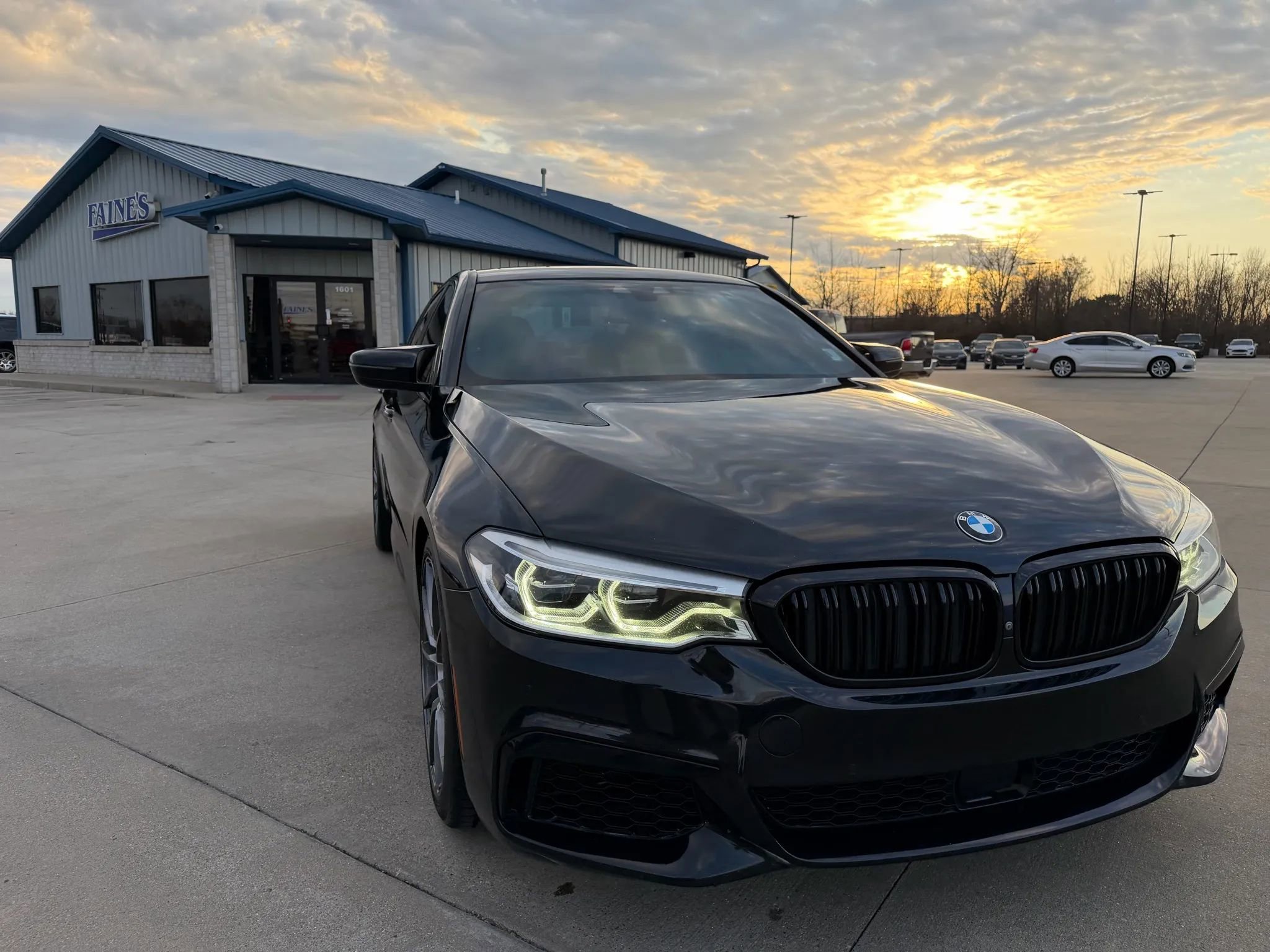 Used 2018 BMW M550i xDrive M550i xDrive Sedan 4D w/ Driving Assistance Package image 29