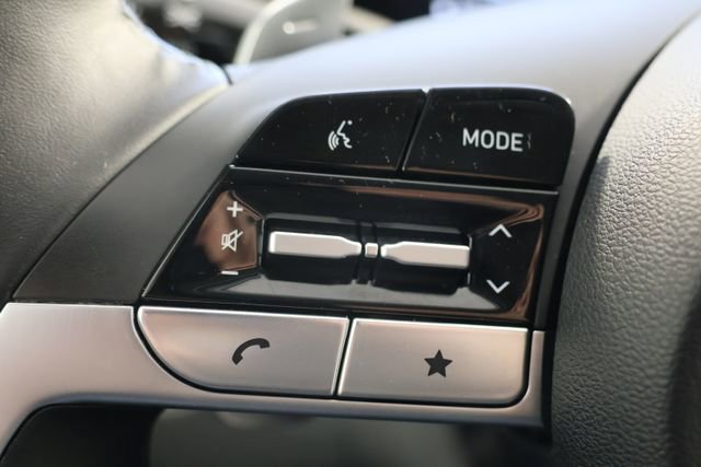Used 2023 Hyundai Tucson Limited AWD/4WD image 11