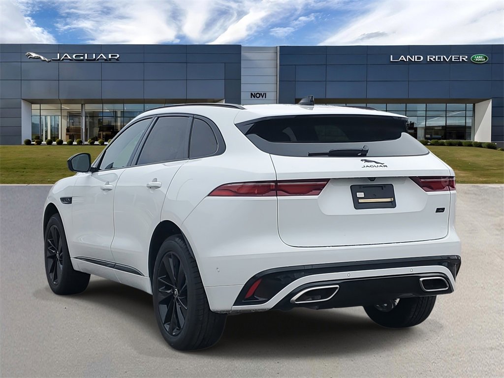 New 2026 Jaguar F-PACE R-Dynamic S image 2