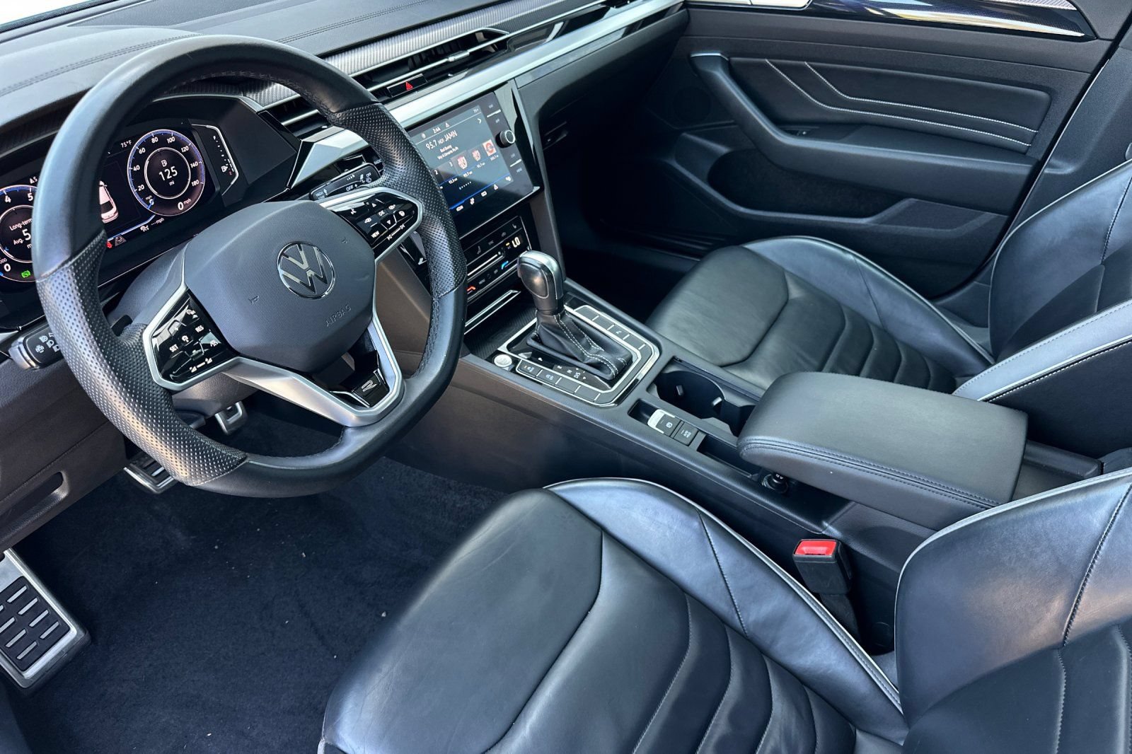 Used 2023 Volkswagen Arteon SEL AWD/4WD image 10
