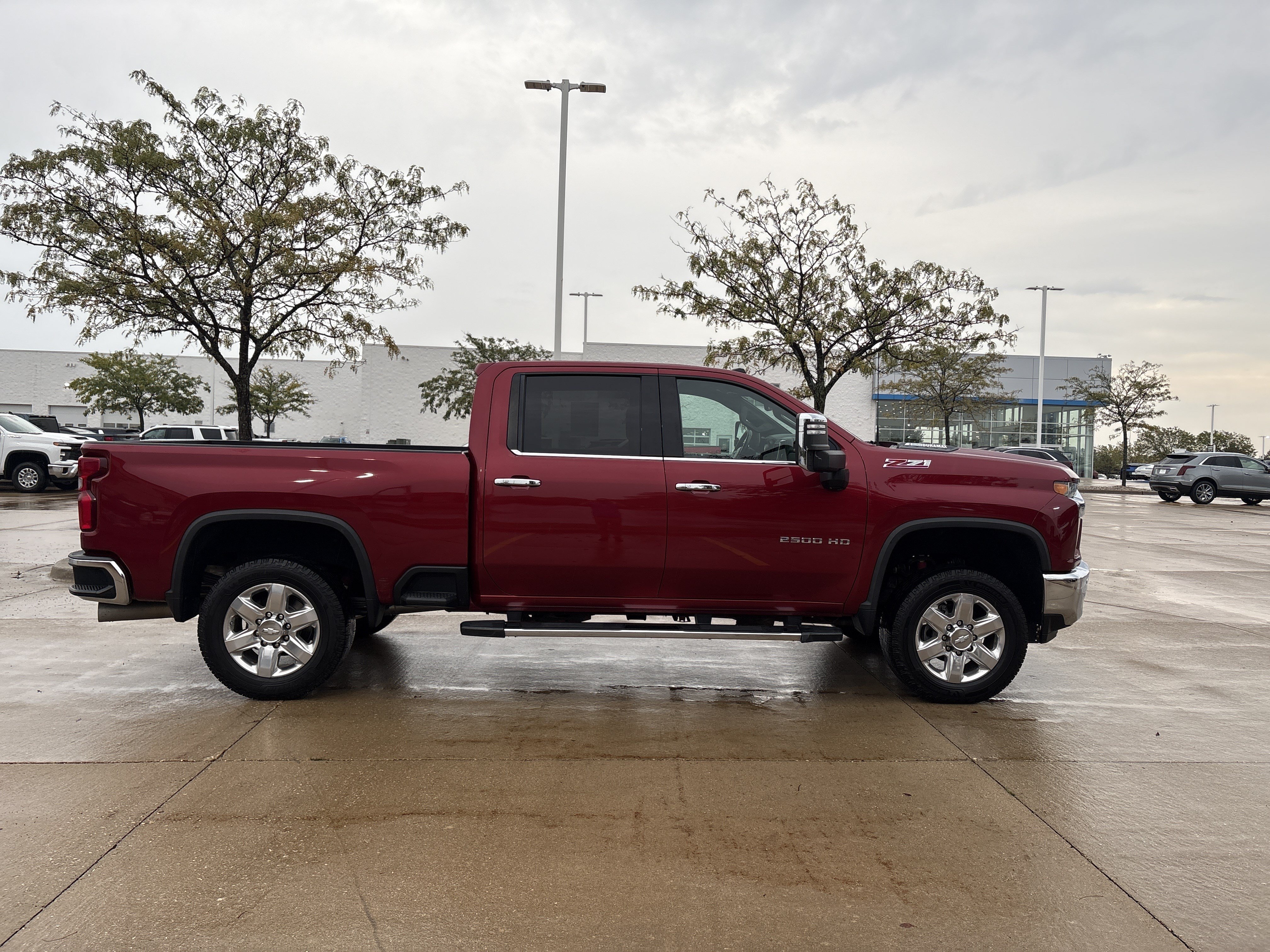 Used 2020 Chevrolet Silverado 2500 LTZ w/ LTZ Premium Package AWD/4WD image 8