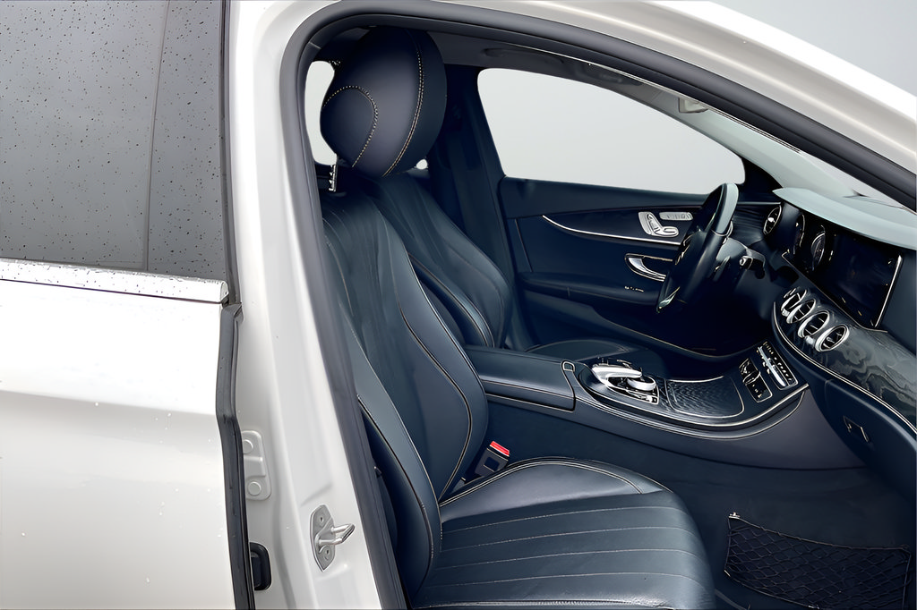 Used 2018 Mercedes-Benz E 300 image 27