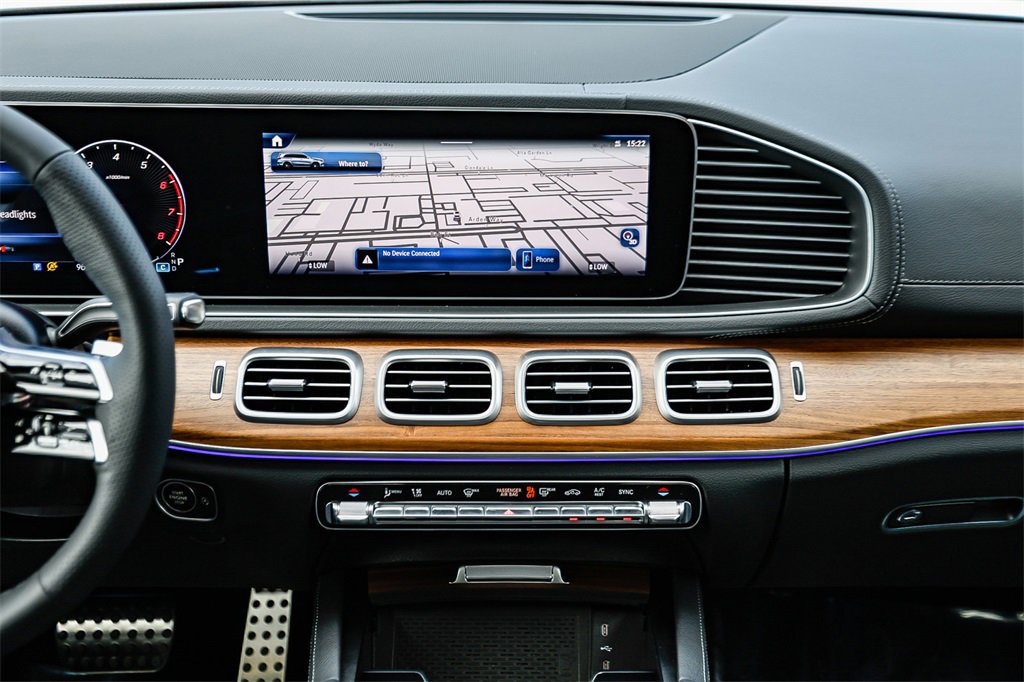 New 2026 Mercedes-Benz GLS 450 4MATIC image 11