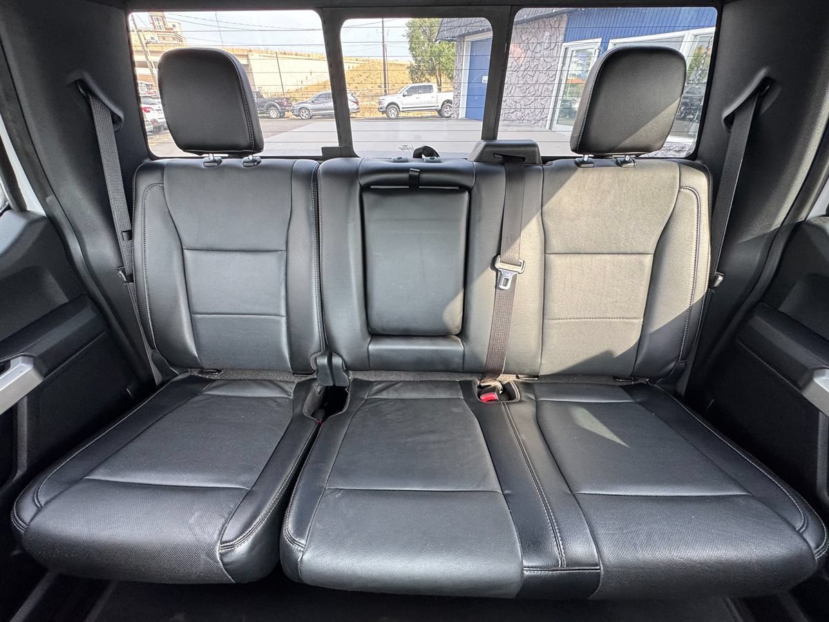 Used 2015 Ford F150 Lariat w/ Equipment Group 501A Mid AWD/4WD image 30
